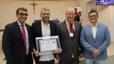 Professor da UFPB recebe homenagem da Assembleia Legislativa da Paraíba